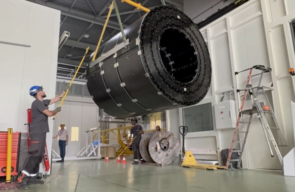 Le TB2S apr&egrave;s son d&eacute;ballage au CERN. Image : CERN. 