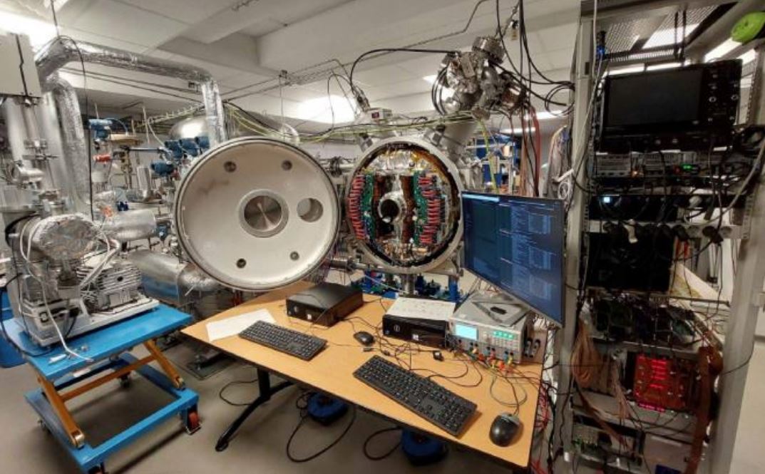 Le premier prototype pr&eacute;clinique de XEMIS est install&eacute; au CHU de Nantes. Cette cam&eacute;ra de compton utilise un mat&eacute;riau de d&eacute;tection &agrave; base de x&eacute;non liquide permettant une imagerie &agrave; tr&egrave;s faible activit&eacute; inject&eacute;e. 